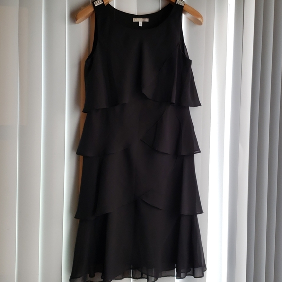 Signature Tessa Black Ruffle Dress - Picture 1 of 9
